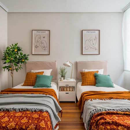 NEW! ZUBIZURI by STAYNNAPARTMENTS Bilbao Zewnętrze zdjęcie